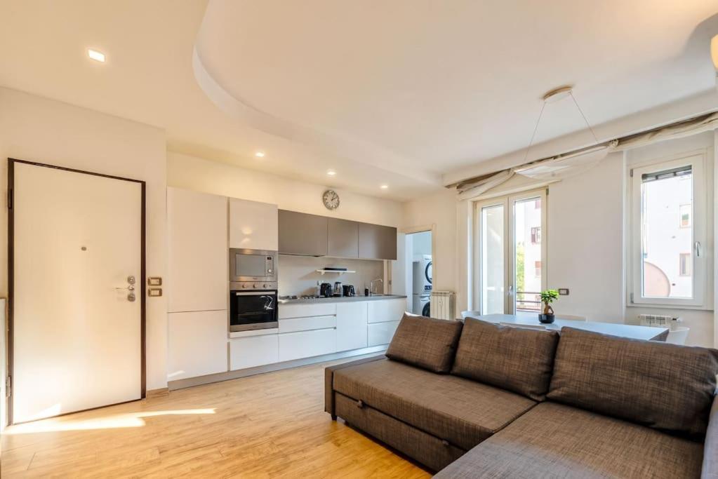 Апартаменты Apt. Linate - Duomo A 10 Minuti Милан Экстерьер фото