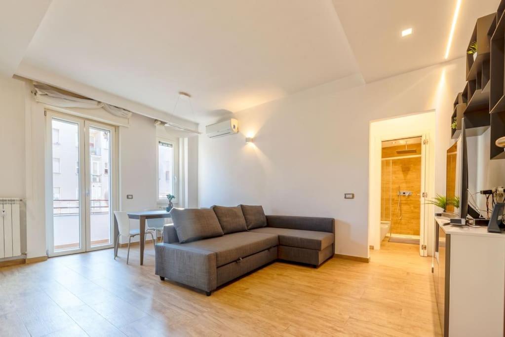Апартаменты Apt. Linate - Duomo A 10 Minuti Милан Экстерьер фото